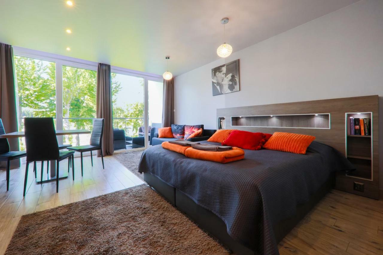Apartment Sloneczny Grodek 51 กรูเดก นาด ดูไนต์เซม ภายนอก รูปภาพ